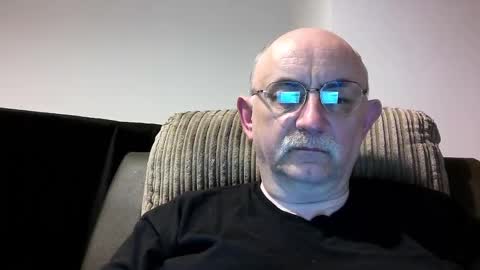 Snapshot of grey_dom chatting on 12.15.24 Master Sir online show from 12.15.24