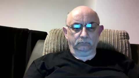 Snapshot of grey_dom chatting on 12.15.24 Master Sir online show from 12.15.24