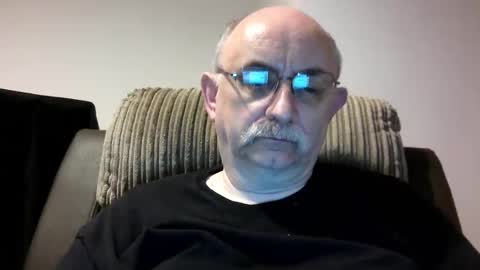 Snapshot of grey_dom chatting on 12.22.24 Master Sir online show from 12.22.24