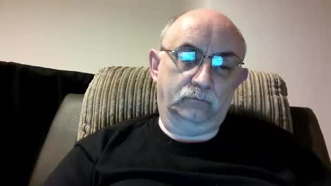 Snapshot of grey_dom chatting on 12.24.24 Master Sir online show from 12.24.24