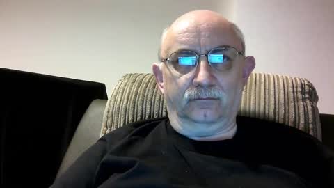 Snapshot of grey_dom chatting on 12.28.24 Master Sir online show from 12.28.24