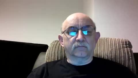 Snapshot of grey_dom chatting on 12.29.24 Master Sir online show from 12.29.24