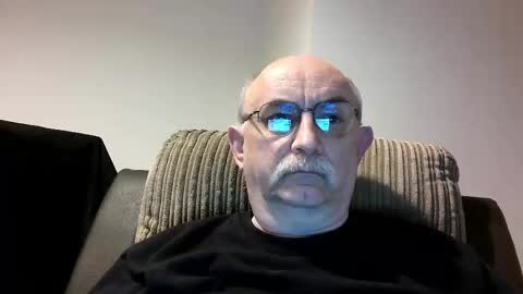 Snapshot of grey_dom chatting on 12.30.24 Master Sir online show from 12.30.24