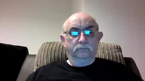 Snapshot of grey_dom chatting on 01.01.25 Master Sir online show from 01.01.25