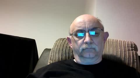 Snapshot of grey_dom chatting on 01.01.25 Master Sir online show from 01.01.25
