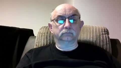 Snapshot of grey_dom chatting on 01.03.25 Master Sir online show from 01.03.25