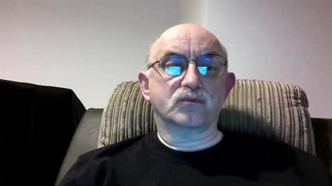 Snapshot of grey_dom chatting on 01.05.25 Master Sir online show from 01.05.25