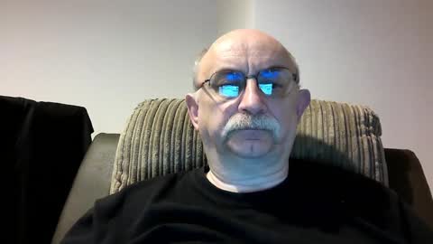 Snapshot of grey_dom chatting on 01.11.25 Master Sir online show from 01.11.25