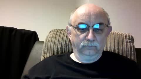 Snapshot of grey_dom chatting on 02.17.25 Master Sir online show from 02.17.25