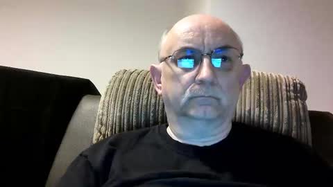 Snapshot of grey_dom chatting on 03.04.25 Master Sir online show from 03.04.25