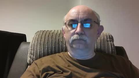 Snapshot of grey_dom chatting on 10.02.25 Master Sir online show from 10.02.25