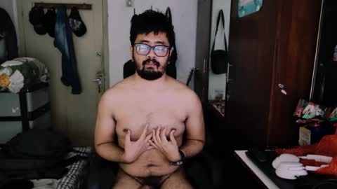 Snapshot of greybondage93 chatting on 02.18.26 Grey Hardy Slave online show from 02.18.26