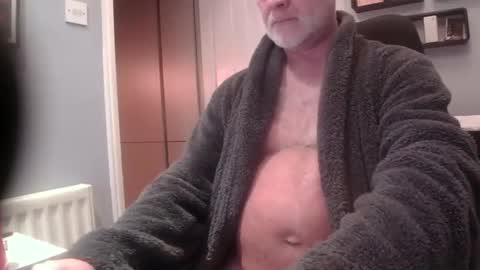Snapshot of greyfox_6000 chatting on 01.06.25 greyfox_6000 online show from 01.06.25