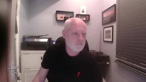 Snapshot of greyfox_6000 chatting on 03.05.25 greyfox_6000 online show from 03.05.25