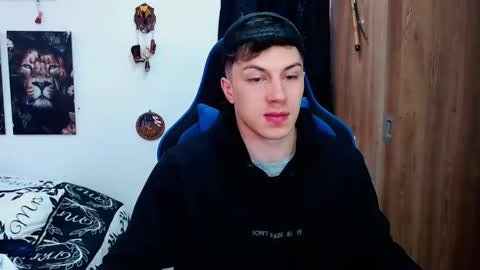 griego01 online show from 12.04.24