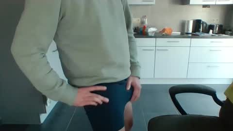 Snapshot of griesie chatting on 12.20.24 Griesie online show from 12.20.24