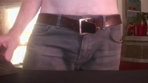 Snapshot of grimbergen123 chatting on 09.17.25 Grim online show from 09.17.25