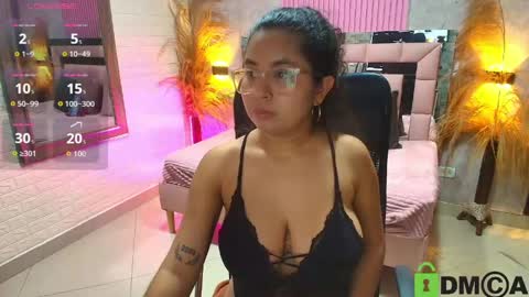 Snapshot of griselle_rousse chatting on 04.29.26 online show from 04.29.26