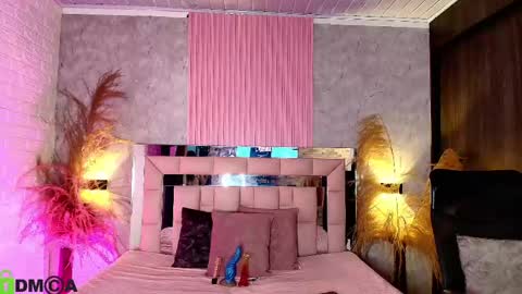Snapshot of griselle_rousse chatting on 05.24.26 online show from 05.24.26
