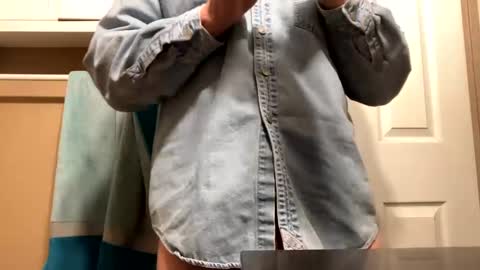 Snapshot of grn_stud chatting on 01.17.25 Hard Cock. I cum fast wife might catch me online show from 01.17.25