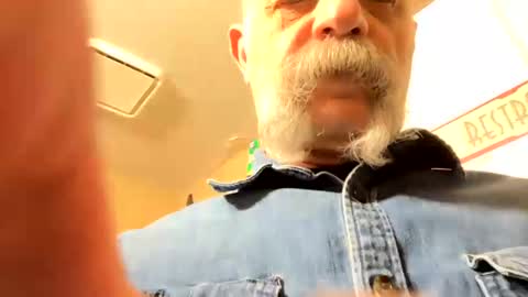 Snapshot of grn_stud chatting on 01.30.25 Hard Cock. I cum fast wife might catch me online show from 01.30.25