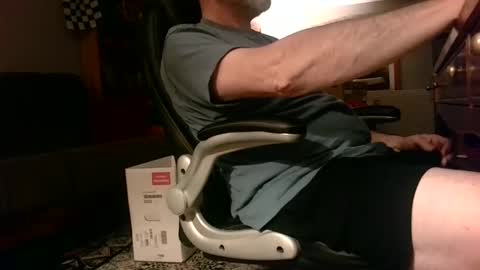 Snapshot of grootlove12 chatting on 09.21.25 Groot online show from 09.21.25