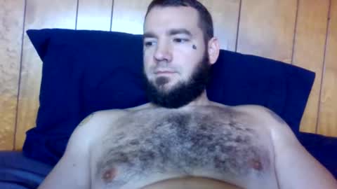 Snapshot of gsloueez chatting on 12.20.24 gsloueez online show from 12.20.24