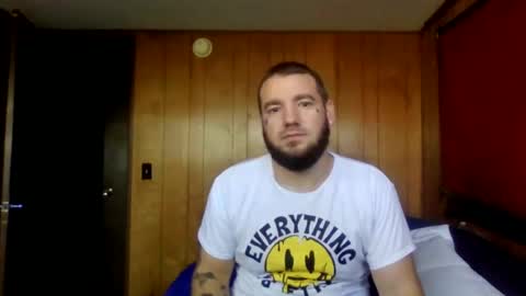 Snapshot of gsloueez chatting on 12.22.24 gsloueez online show from 12.22.24