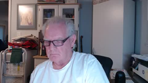 Snapshot of gspotlover1 chatting on 06.06.26 Horny Daddy online show from 06.06.26