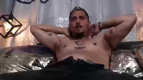 Snapshot of gsus_patrick chatting on 10.02.25 GSUS PATRCIK online show from 10.02.25