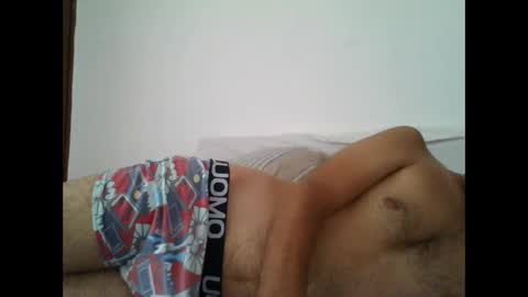 Snapshot of guelt chatting on 04.19.26 Luis Armandoo online show from 04.19.26