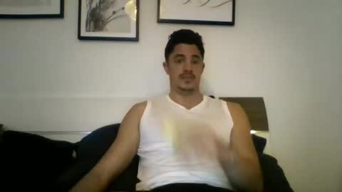 Snapshot of guerillatequilla chatting on 03.10.25 guerillatequilla online show from 03.10.25