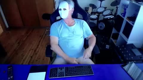 guesswhatigot2 online show from 02.23.25