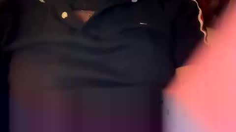 guesswhosback13 online show from 04.21.26