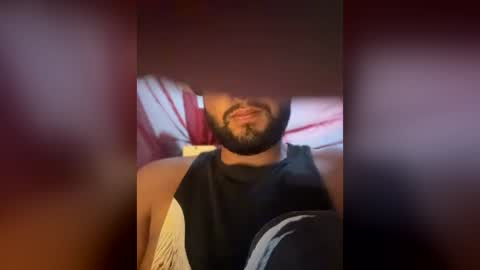 guesswhosback13 online show from 04.22.26