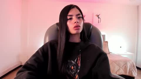 Snapshot of guggahell chatting on 02.28.26 Guggahell online show from 02.28.26