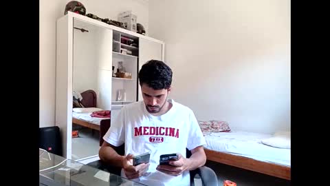 guguzinhox online show from 11.20.25