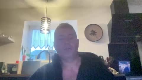 guil0 online show from 10.09.25