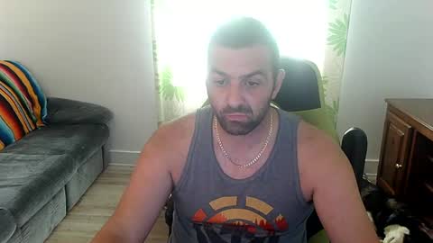 Snapshot of guillaume666286050 chatting on 06.26.26 guillaume666286050 online show from 06.26.26