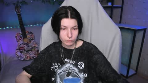 Snapshot of guitarandangel chatting on 01.27.25 Angel online show from 01.27.25
