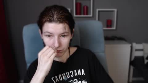 guitarandangell online show from 12.14.25