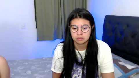 Snapshot of gumball_room chatting on 12.18.24 Vane blonde and Hazell black hair online show from 12.18.24