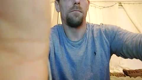 gunnarssonbenni33 online show from 03.07.26