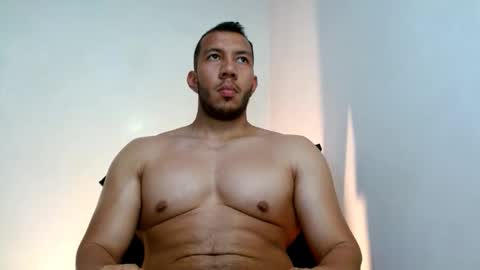 holl latino online show from 04.01.26