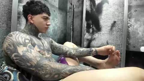 Snapshot of gury_tattoo chatting on 06.09.26 Gury online show from 06.09.26