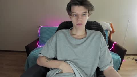 guy_liam1 online show from 12.04.24