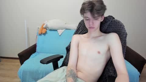 guy_liam1 online show from 10.16.25