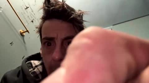 guy_shy420 online show from 11.11.25