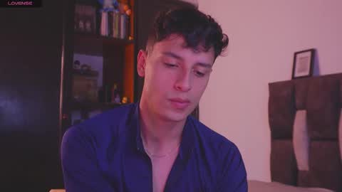 Snapshot of guy_twinks chatting on 12.16.25 Gabriel online show from 12.16.25