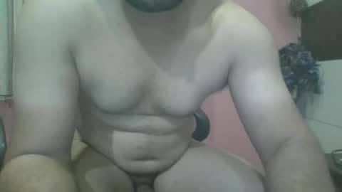 Snapshot of guywith85mm chatting on 12.28.24 guywith85mm online show from 12.28.24